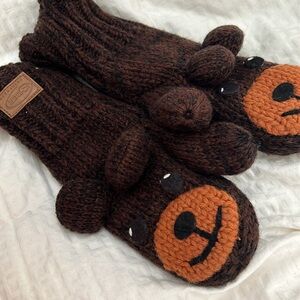 Super cute Bear mittens wool blend lined adult sized medium women’s 10.5” long